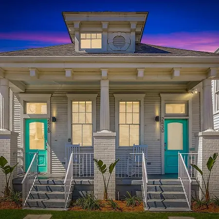 Private 2Br Condo In Uptown By Hosteeva New Orleans Exterior photo