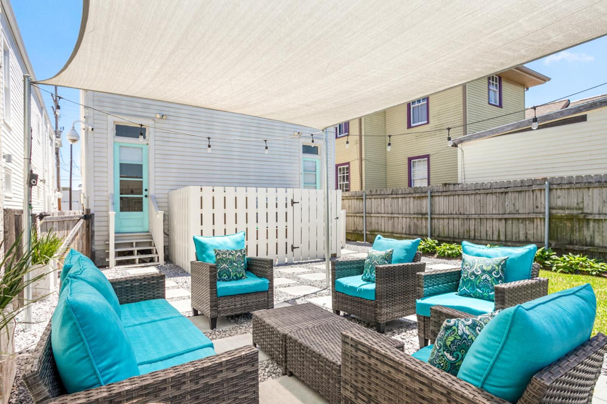 Private 2br In Uptown By Hosteeva Apartamento *